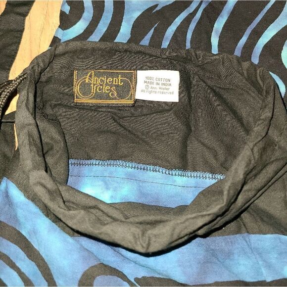 Ancient Circles Draw String Yoga Mat Bag Blue Tie Dye Shoulder Strap - Picture 5 of 5